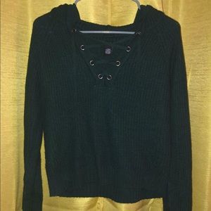 cropped, lace-up, hooded, sweater